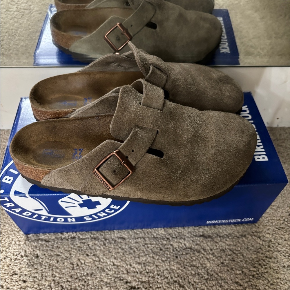 Birkenstock Boston Soft Footbed - Suede (Unisex)